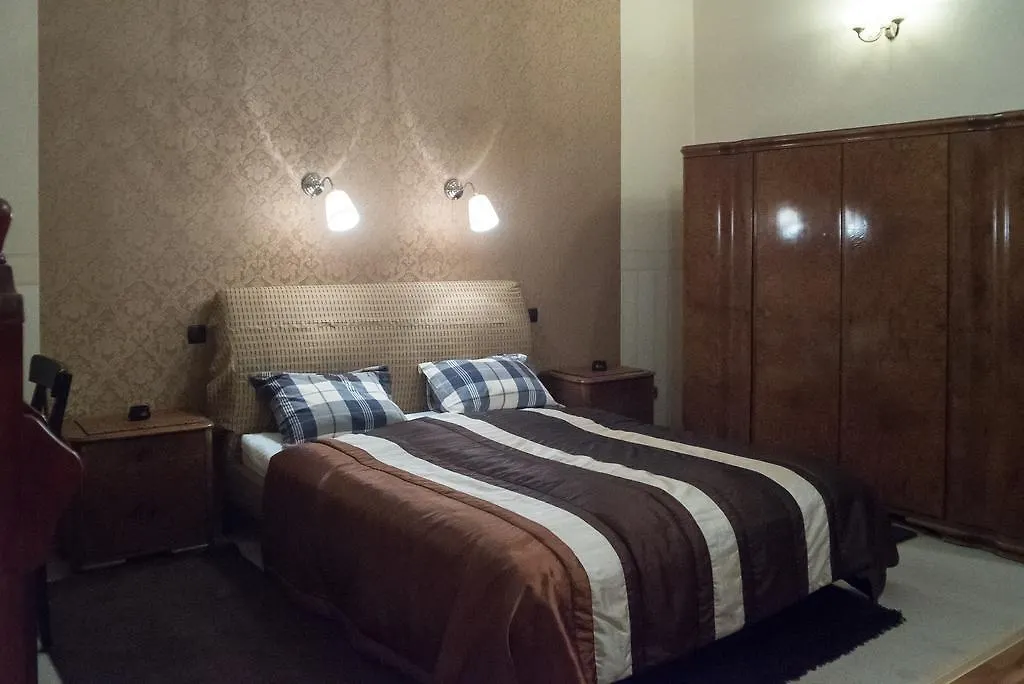 Inviting Flat In The Heart Of Town Apartment Budapest Hungary